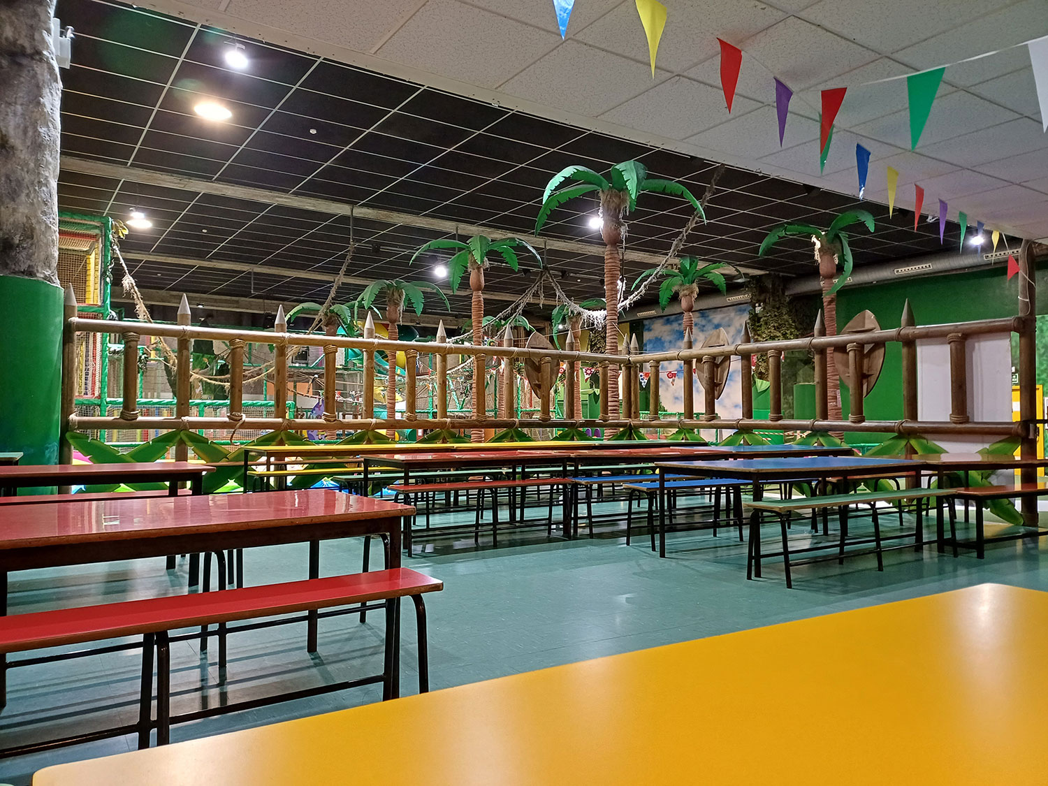 parque infantil comedor
